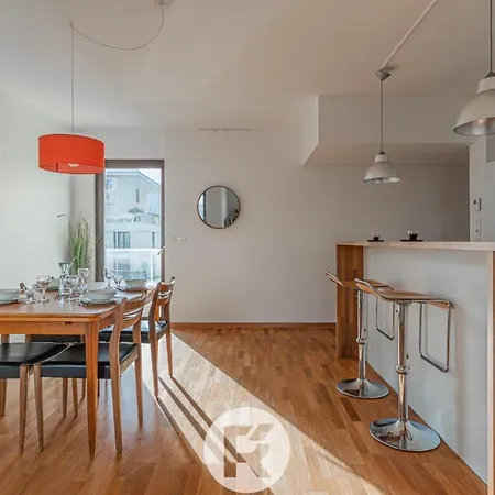 R'apparts T3 L'ideal Caserne De Bonne גרנובל